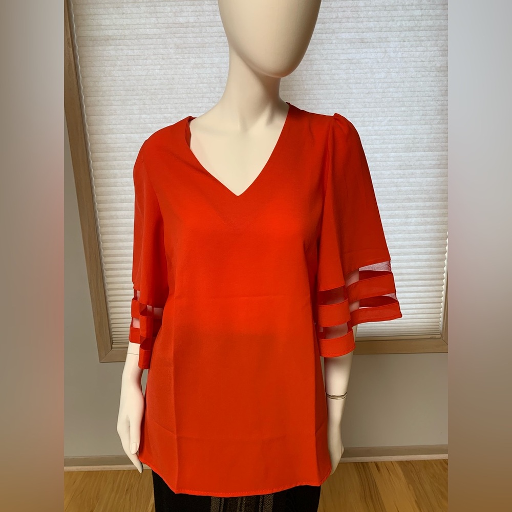 Ladies Blouse Top. New Size M